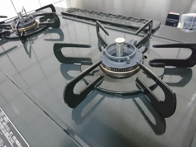 引っ越し時ガスコンロはどうする？取り外しや取り付け付け方法、注意点  