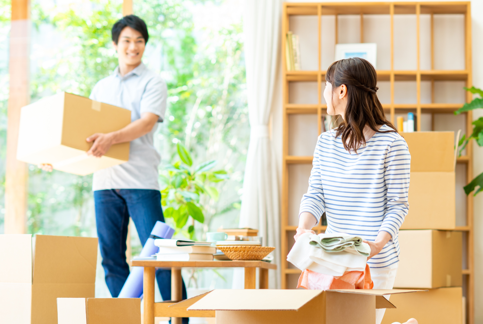 同棲の引っ越し費用ってどのくらい？同棲までの流れや手続きも紹介します